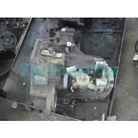 Skoda-Octavia-18T-EVS-bontott-valto