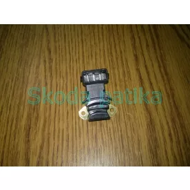 Skoda-Felicia-es-Octavia-16-75-le-hall-jelado-gyuj