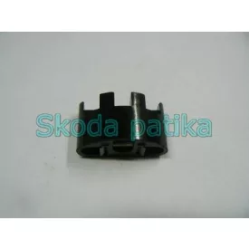Skoda 105-120 Scheinwerferlampenfassung aus Vinyl