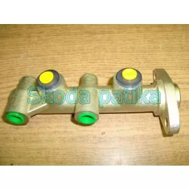 Skoda-Favorit-Forman-fofekhenger