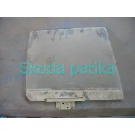 Skoda-Favorit-jobb-hatso-ajtouveg-lejaro