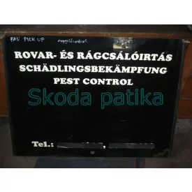 Skoda-Favorit-Pick-up-hatso-uveg-ajto-magas-platohoz