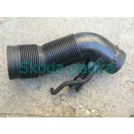 Skoda Octavia Luftfilter-Verbindungsrohr 1,6 „UGY“