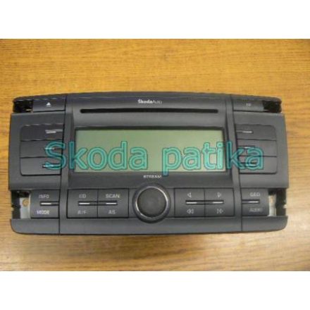 Skoda-Octavia-STREAM-CD-s-radio-A