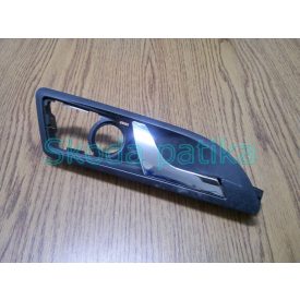 Skoda Octavia II und Yeti-Innengriff rechts vorne