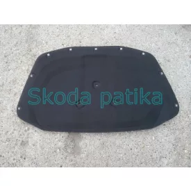 Skoda-Octavia-II-motorhazteto-szigeteles