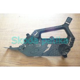 Skoda-Octavia-II.-bal-lamprogzito-elem-