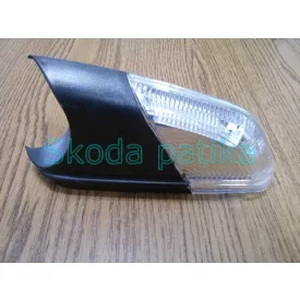 Skoda-Octavia-2-bal-iranyjelzo-visszapillanto-tuko