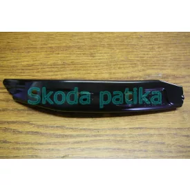 Skoda Superb első lökhárító jobb vezető profil