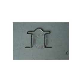   Befestigungsfeder für die hintere Scheinwerferabdeckung des Skoda Superb I