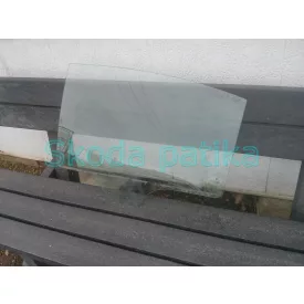 Skoda Superb I. Grünes Ablaufglas hinten links