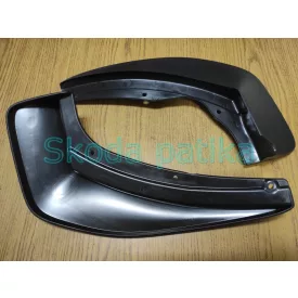 Skoda-Kodiaq-hatso-hatso-sarfogo-gumi-garnitura-