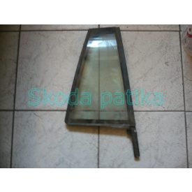 Skoda-Octavia-III-kombi-jobb-hatso-ajtouveg-haroms