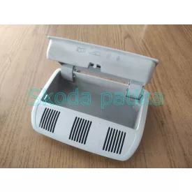 Skoda-Rapid-szemuvegtarto-tetokarpitba