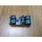Skoda-Fabia-II-es-Roomster-elso-es-hatso-ablakemelo-kapcsolo