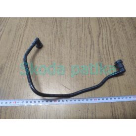 Skoda Fabia I. Kraftstofftank-Verbindungsrohr