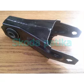 Skoda-Felicia-also-valtotarto-bak-konzol