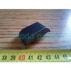 Skoda-Felicia-hatso-lokharito-takaro-fedelke