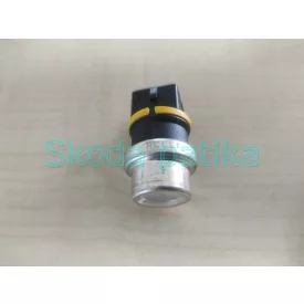 Skoda-Felicia-hofok-jelado-HELLA