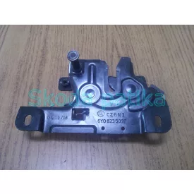 Skoda-Fabia-I.-motorhazteto-zar