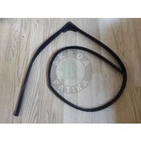 Skoda Fabia rechts auslaufendes Glas Fahrerkedergummi