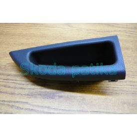 Skoda-Fabia-jobb-ajtobehuzo-fogantyu-fedel