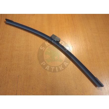 Skoda-Fabia-hatso-ablaktorlo-lapat