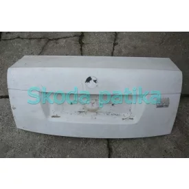 Kofferraumdeckel der Skoda Fabia Limousine