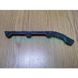 Skoda-Fabia-kombi-sedan-hatso-lokharito-bal-vezeto