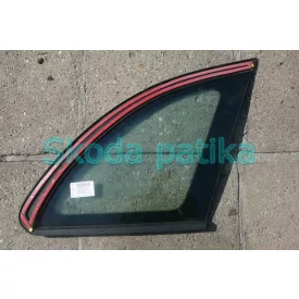 Skoda Fabia Kombi, Butterfly-Glastank hinten rechts