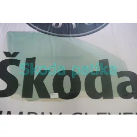 Škoda Fabia pravé predné zelené sklo