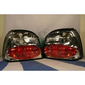 VW-Golf-IV.--fekete-hatso-lampa-par-
