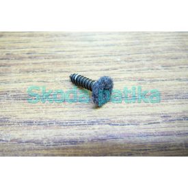 Skoda-Fabia-szovetes-feju-karpit-csavar