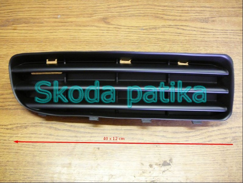 Image of Skoda Octavia első lökhárítóba jobb műanyag rács