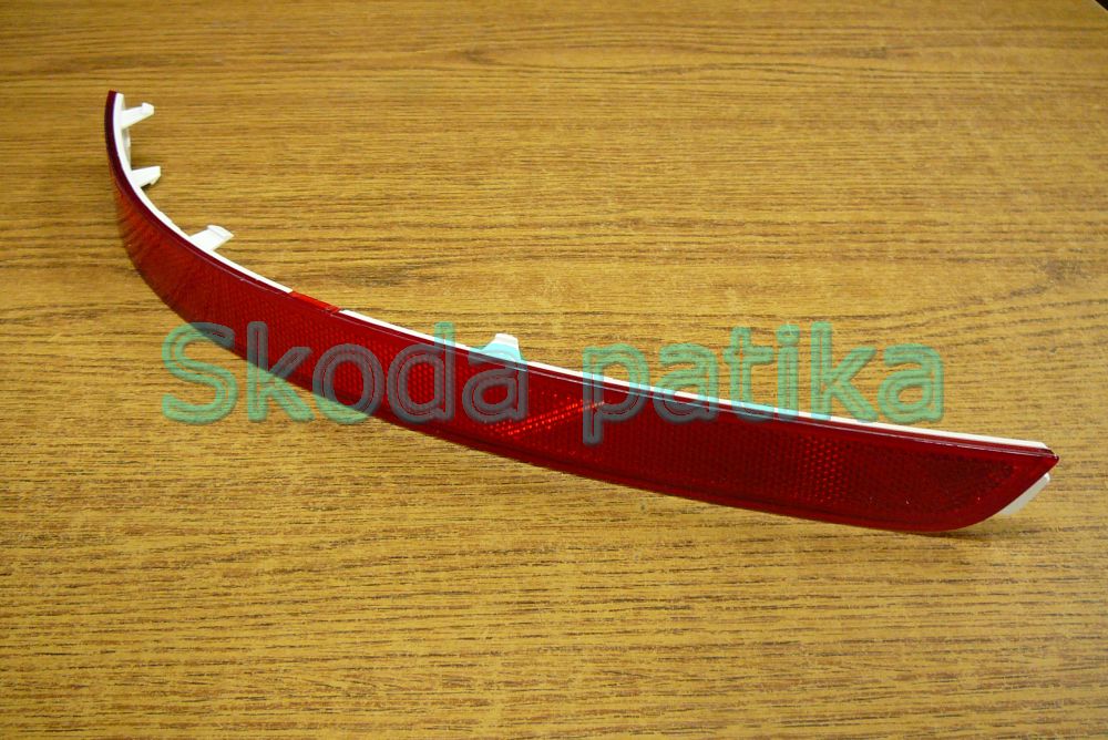 Image of Skoda Octavia 2 RS hátsó lökhárító jobb fényvisszaverő prizma