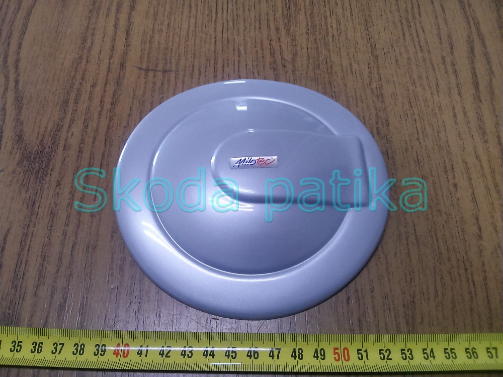 Image of Skoda Fabia, Octavia tankbeöntő fedél, dekoráció