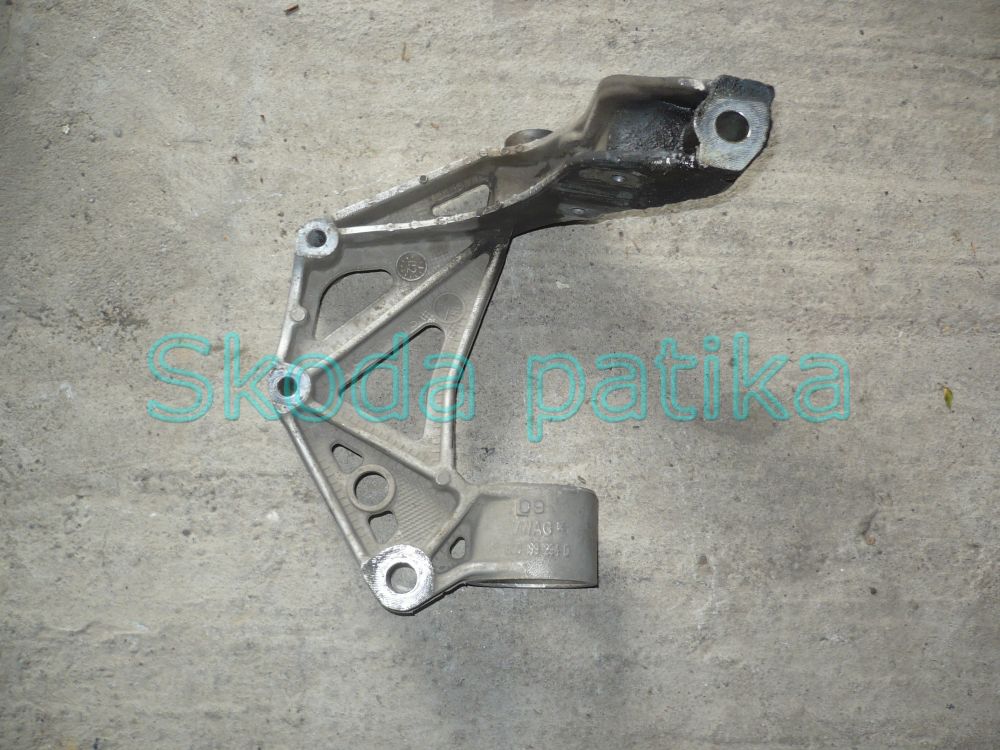 Image of Skoda Fabia lengőkar tartó konzol jobb oldali. A kép csak illusztráció valójában új termék!