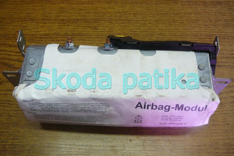 Image of Skoda Fabia utasoldali légzsák bontva