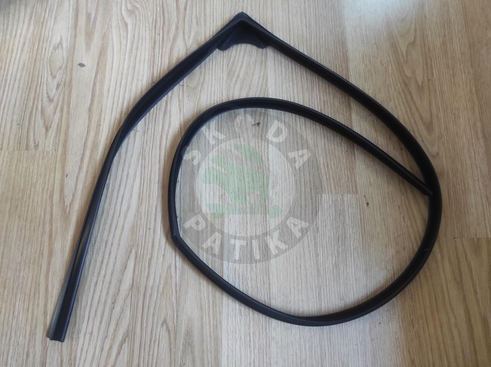 Image of Skoda Fabia jobb lejáró üveg vezető kéder gumi