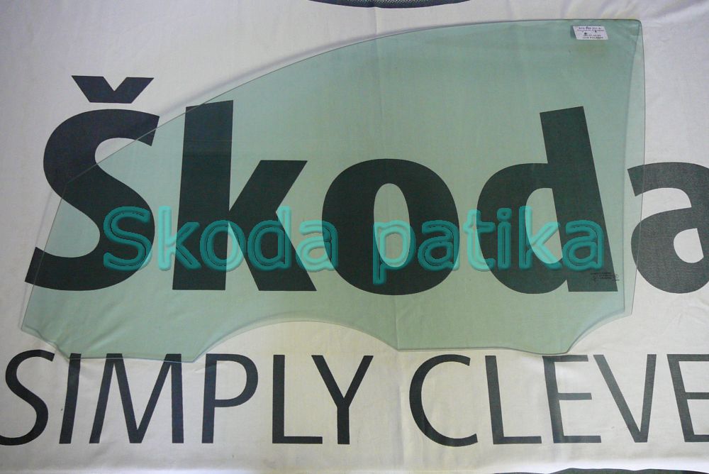 Image of Skoda Fabia bal első zöld lejáró üveg